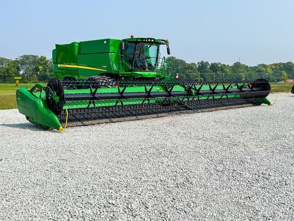 2019 John Deere 745FD Header Combine