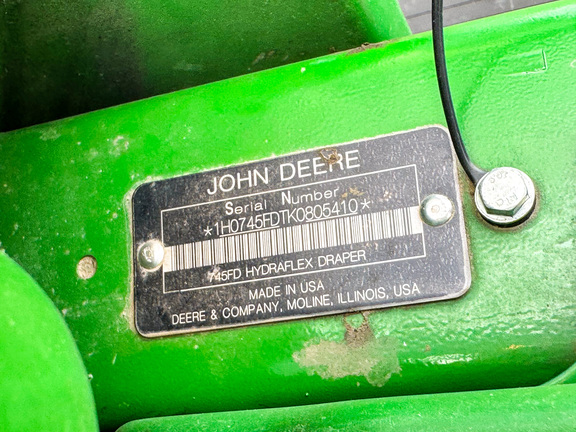 2019 John Deere 745FD Header Combine