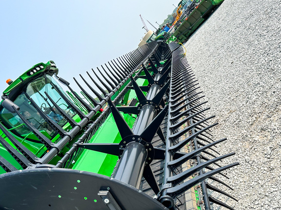 2019 John Deere 745FD Header Combine