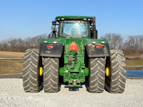 2015 John Deere 9520R Tractor 4WD