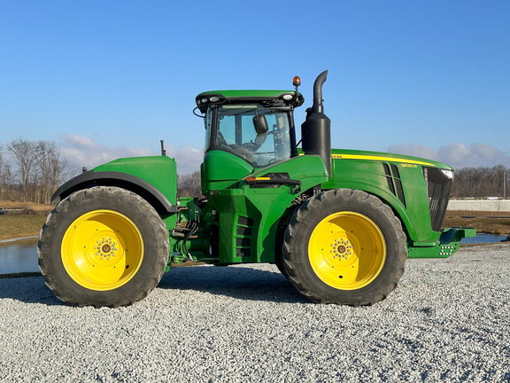 2015 John Deere 9520R Tractor 4WD