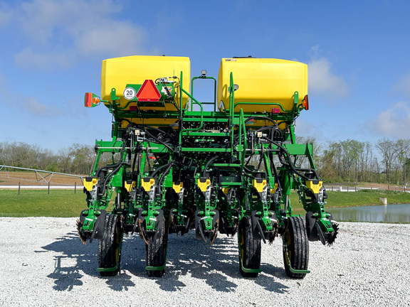 2022 John Deere 1795 Planter