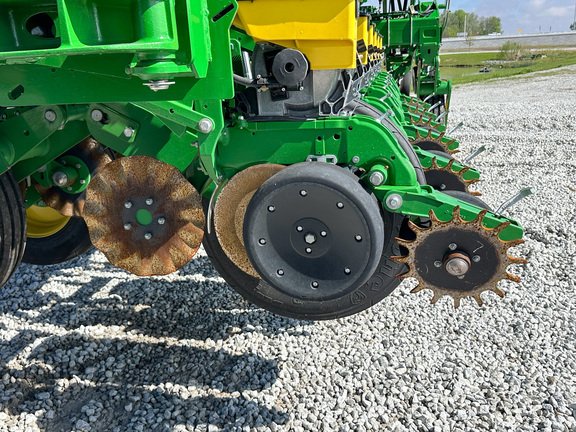 2022 John Deere 1795 Planter