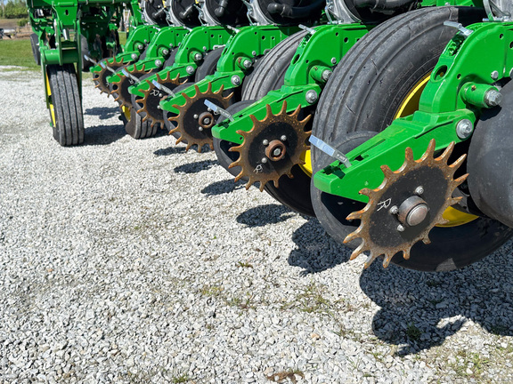 2022 John Deere 1795 Planter