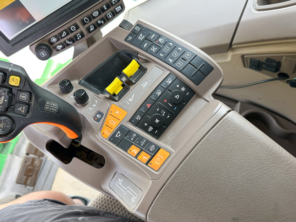 2021 John Deere S780 Combine