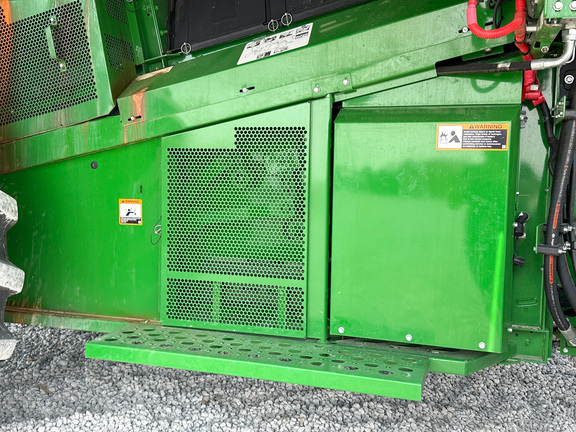 2021 John Deere S780 Combine