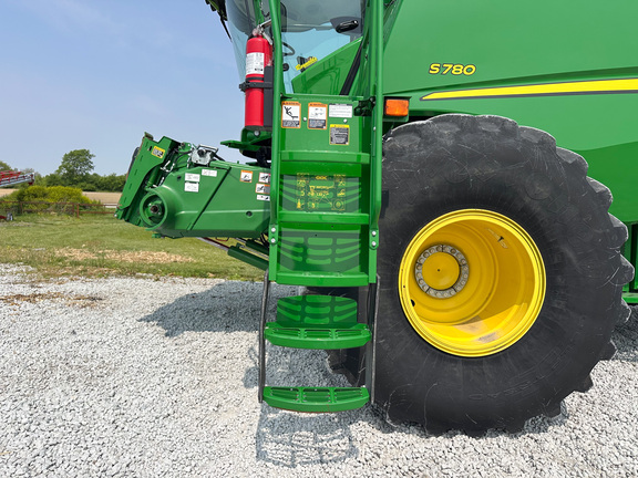 2021 John Deere S780 Combine