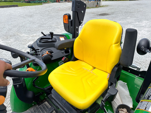 2022 John Deere 5100E Tractor