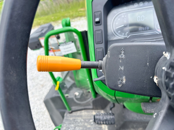 2022 John Deere 5100E Tractor