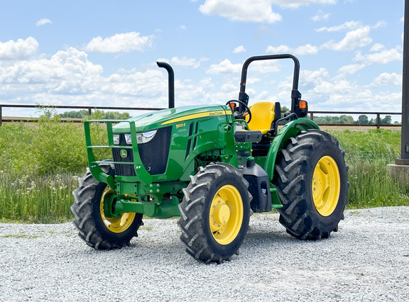 2022 John Deere 5100E Tractor