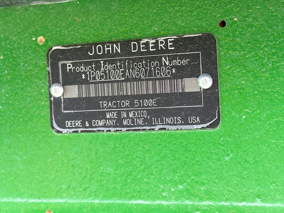 2022 John Deere 5100E Tractor