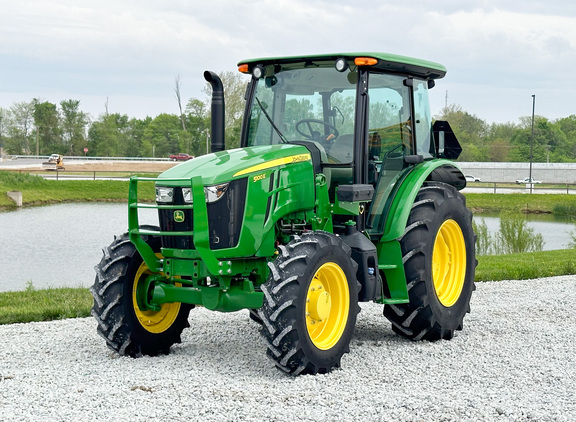 2023 John Deere 5100E Tractor