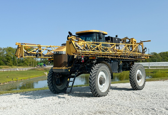 2015 AGCO RG1100B Sprayer/High Clearance