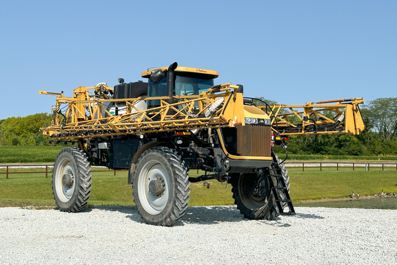 2015 AGCO RG1100B Sprayer/High Clearance