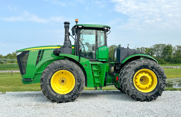 2019 John Deere 9420R Tractor 4WD