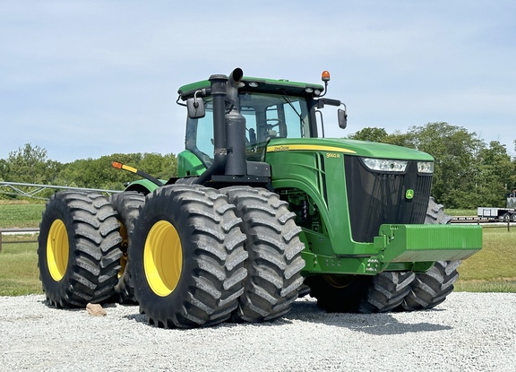 2013 John Deere 9560R Tractor 4WD