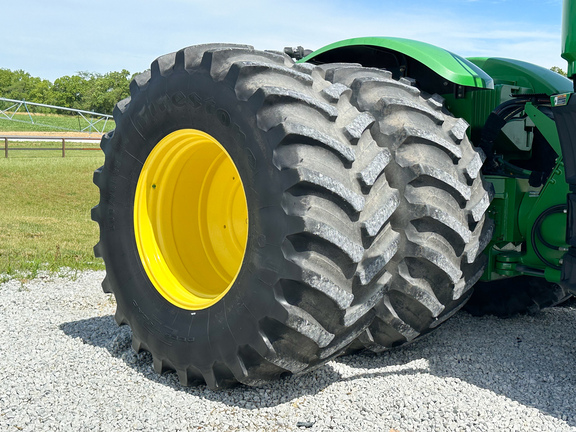 2013 John Deere 9560R Tractor 4WD