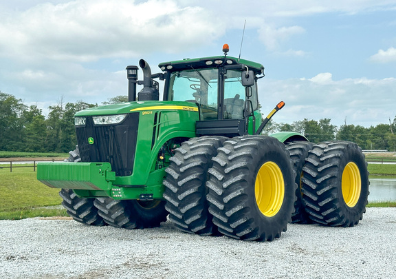 2014 John Deere 9560R Tractor 4WD