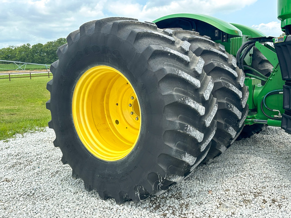 2014 John Deere 9560R Tractor 4WD