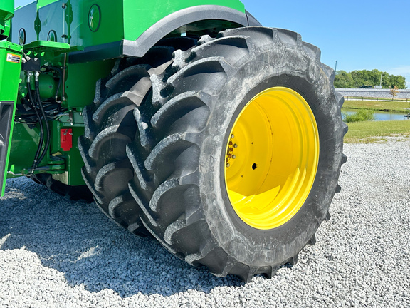 2015 John Deere 9470R Tractor 4WD