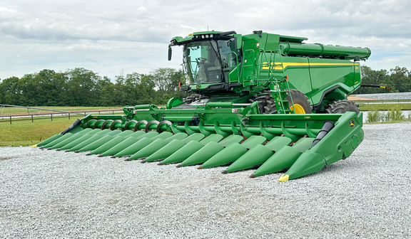 2023 John Deere C16F Header Corn Head