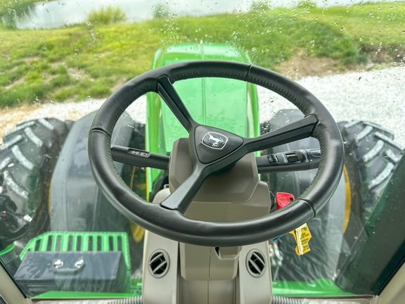 2022 John Deere 8R 410 Tractor