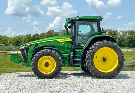 2022 John Deere 8R 410 Tractor