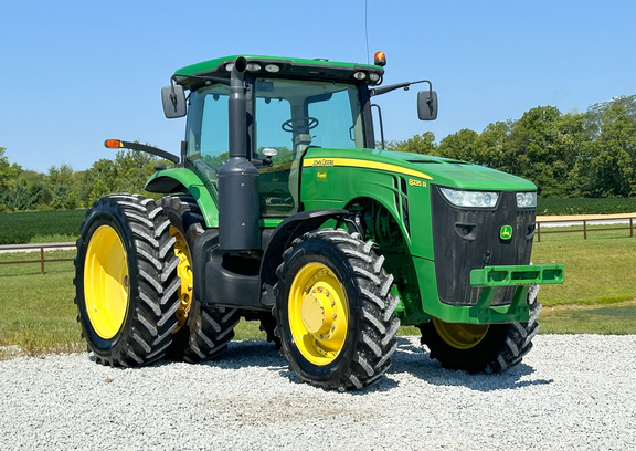 2013 John Deere 8235R Tractor