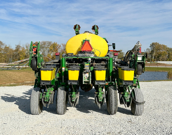 2003 John Deere 1770NT Planter