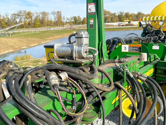 2003 John Deere 1770NT Planter