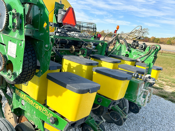 2003 John Deere 1770NT Planter