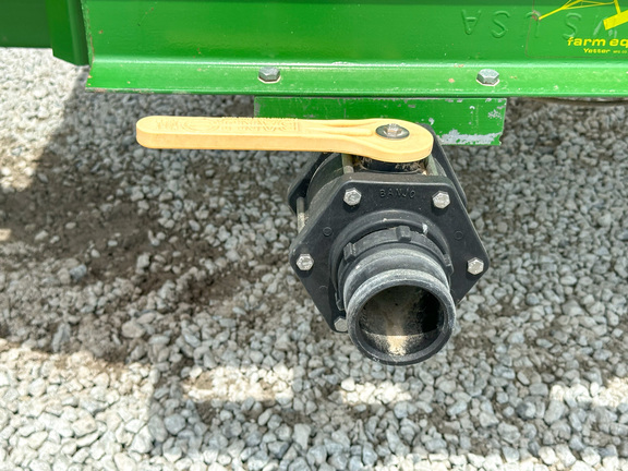 2009 Yetter All Steer Liquid Cart Planter Attachment