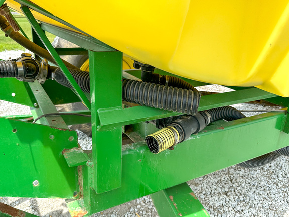 2009 Yetter All Steer Liquid Cart Planter Attachment