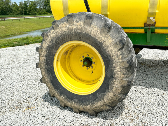 2009 Yetter All Steer Liquid Cart Planter Attachment