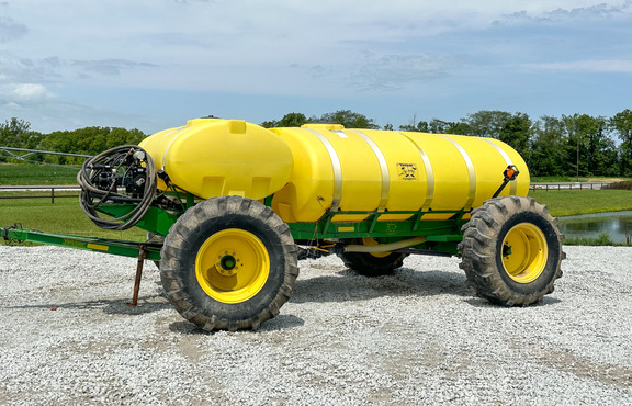 2009 Yetter All Steer Liquid Cart Planter Attachment