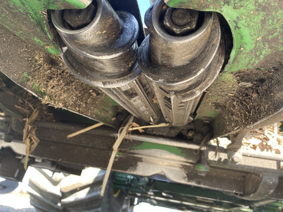 2017 John Deere 608C Header Corn Head