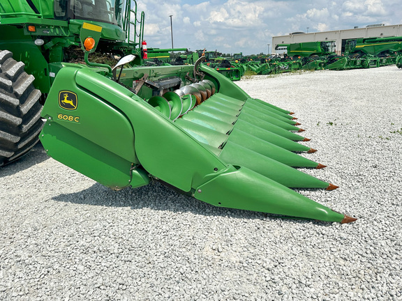 2017 John Deere 608C Header Corn Head