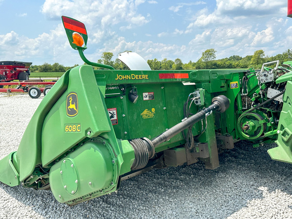 2017 John Deere 608C Header Corn Head