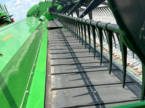 2021 John Deere RD45F Header Combine