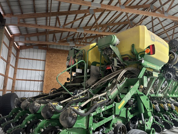 2024 John Deere 1795 Planter