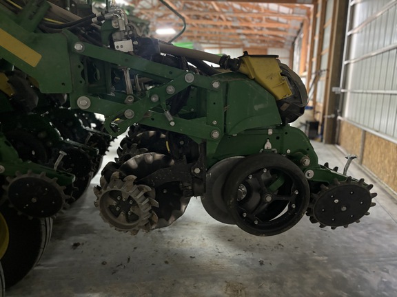 2024 John Deere 1795 Planter