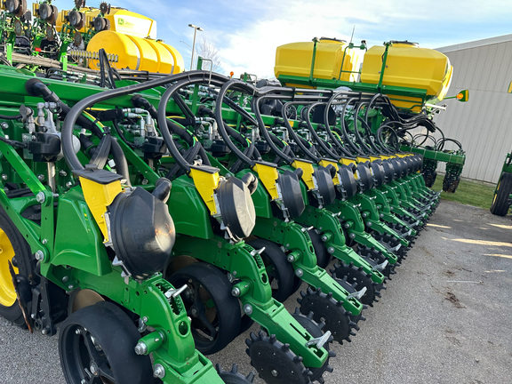 2024 John Deere DB60 Planter