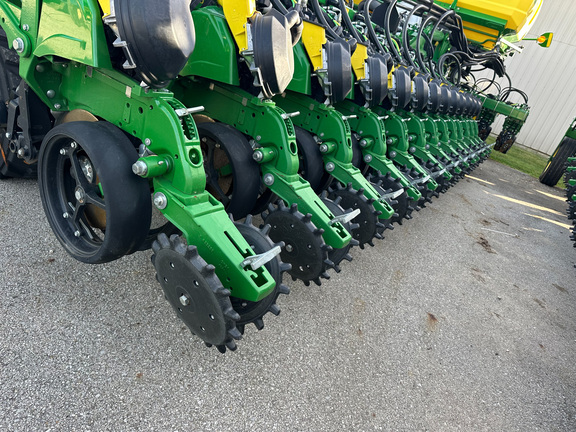 2024 John Deere DB60 Planter