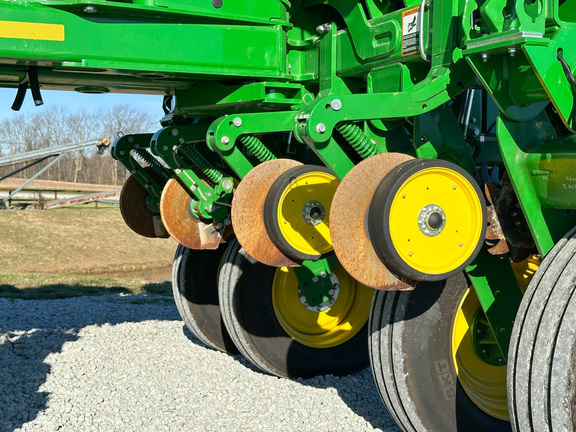 2024 John Deere 1775NT Planter