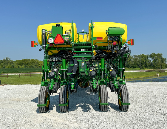 2024 John Deere 1775NT Planter