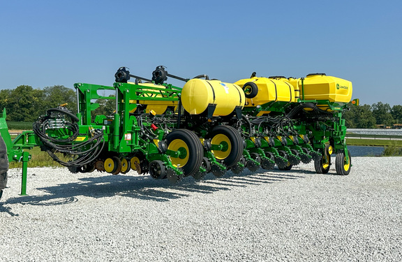 2024 John Deere 1775NT Planter