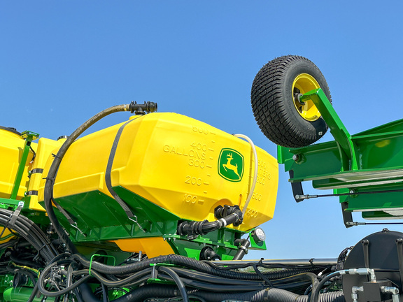 2024 John Deere 1775NT Planter