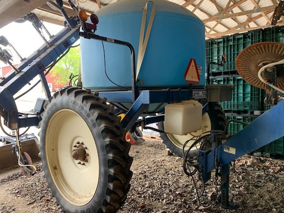 2001 Blu-Jet AT4000 Applicator