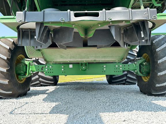 2019 John Deere S780 Combine