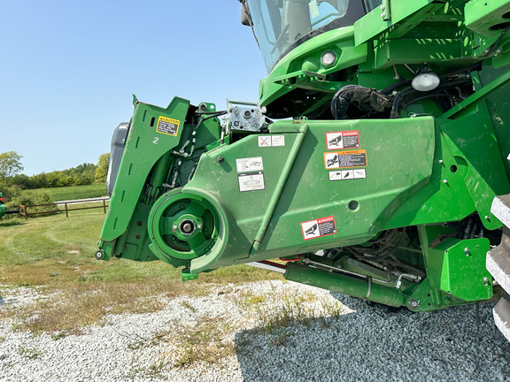 2019 John Deere S780 Combine